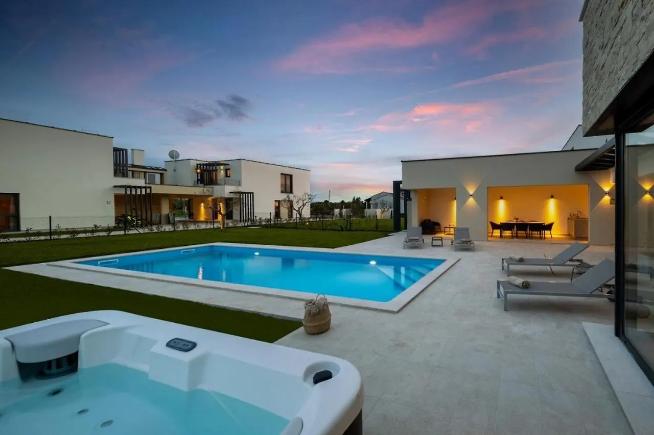 Villa Bella And Chiara By Seeadria Agency Brtonigla 0*,  Croatia